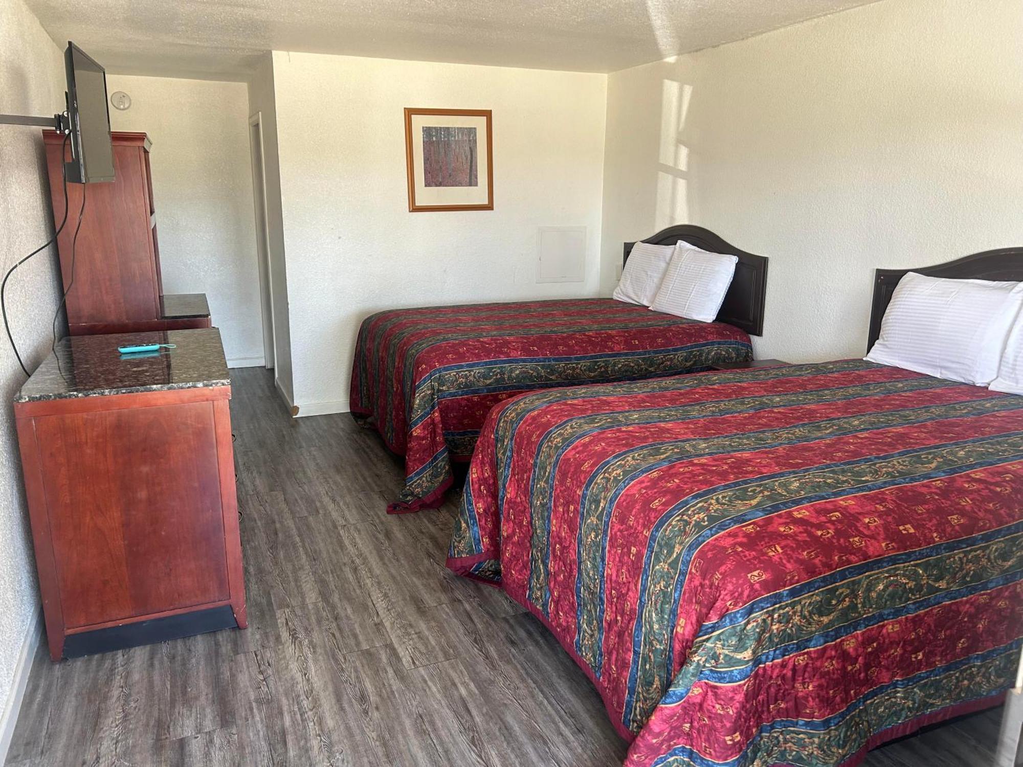 Double Room,1620903534:JPEG